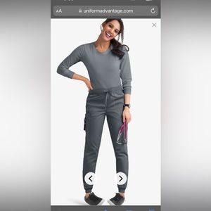 Butter-soft stretch scrub joggers